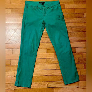 EUC - LRL Ralph Lauren Straight Leg Cropped Green Ankle Jean Women’s - Size 6